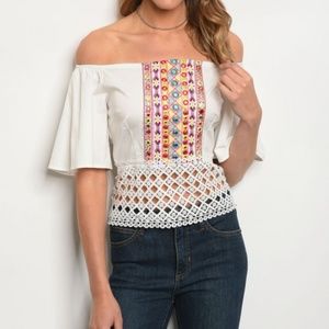 OFF WHITE OFF SHOULDER TOP